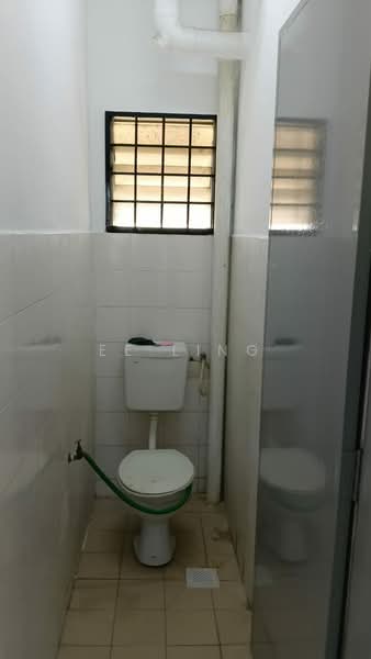 Apartment for Rent at Pangsapuri Seri Pulai - EE Ling - Bathroom - PropertyGuru.com.my