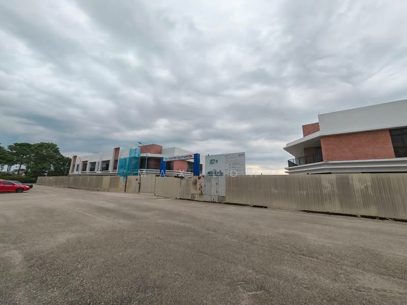 Shop for Rent in Taman Pelangi Indah (Ulu Tiram) - Max Loh - Exterior - PropertyGuru.com.my