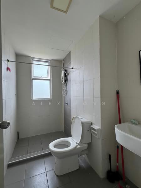 Kondominium untuk Disewa di Elit Heights @ Bayan City - Alex Wong - Bathroom - PropertyGuru.com.my