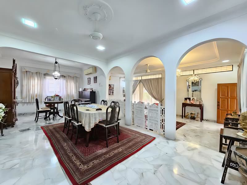Rumah Banglo untuk Dijual di Minden Heights (Gelugor) - Qyan Goh - Dining Room - PropertyGuru.com.my