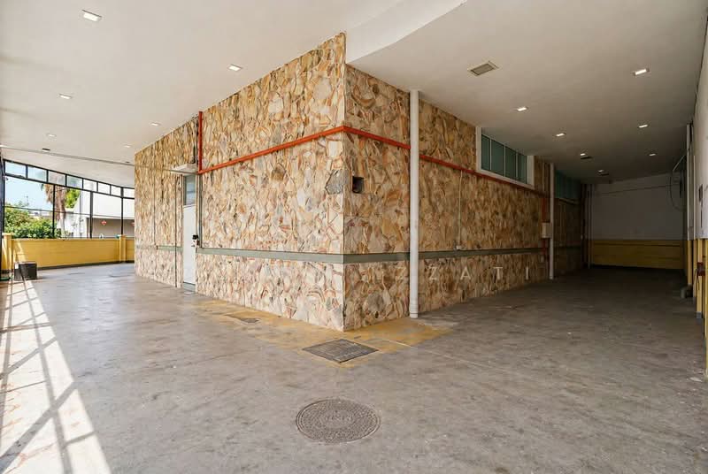 Kilang untuk Dijual di Kawasan Perindustrian Kempas (Tampoi) - Izzaza Izzati - Exterior - PropertyGuru.com.my