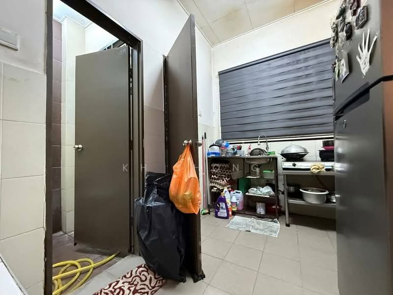 Rumah Teres untuk Dijual di Bandar Putera 2 (Klang) - KH Chong - Kitchen - PropertyGuru.com.my