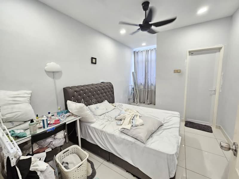 2-storey Terraced House for Sale in Taman Dato Demang (Seri Kembangan) - Jason Tan - Bedroom - PropertyGuru.com.my