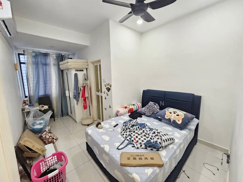 2-storey Terraced House for Sale in Taman Dato Demang (Seri Kembangan) - Jason Tan - Bedroom - PropertyGuru.com.my