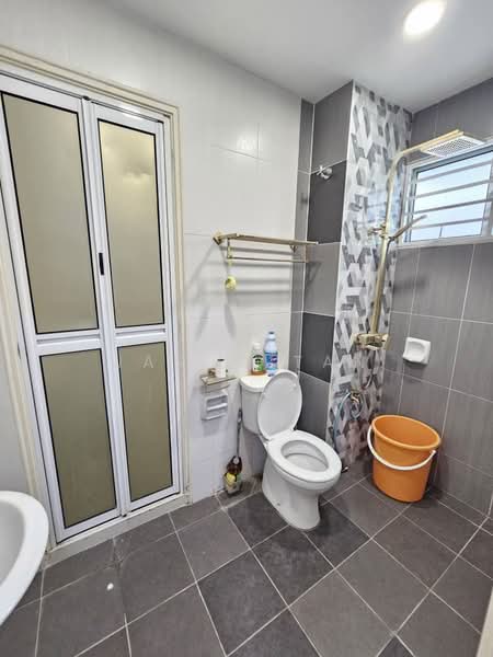 2-storey Terraced House for Sale in Taman Dato Demang (Seri Kembangan) - Jason Tan - Bathroom - PropertyGuru.com.my