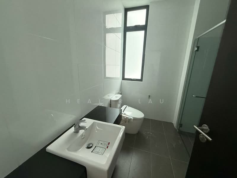 Apartment for Sale at Ponderosa Lakeside Apartment - Healer Lau - PropertyGuru.com.my