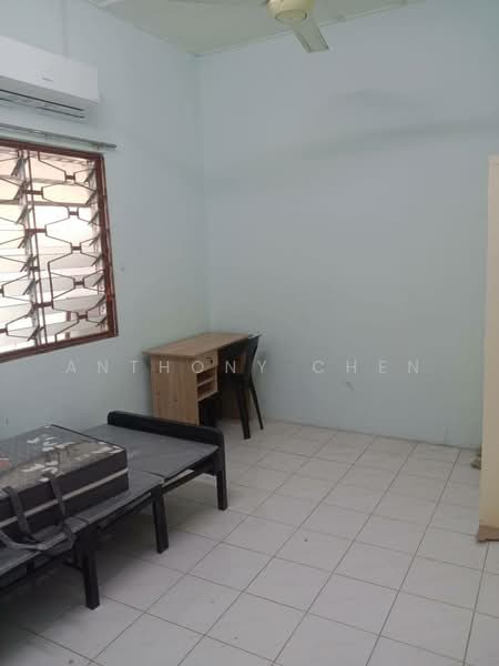 Rumah Teres 1 Tingkat untuk Disewa di Taman Century (Johor Bahru) - Anthony Chen - PropertyGuru.com.my