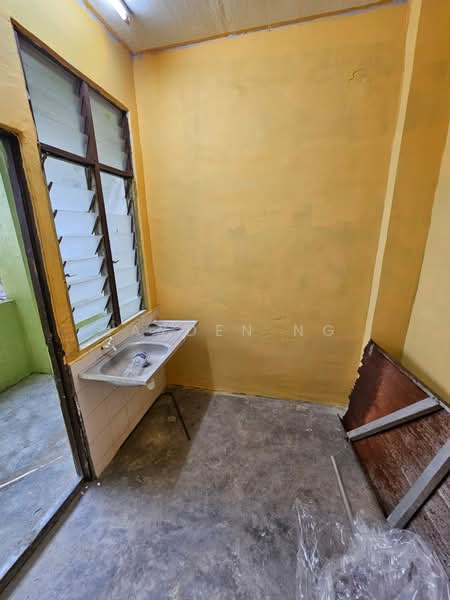 Rumah Flat untuk Dijual di Perumahan Rakyat Lima Kedai - Jayden Ng - Interior - PropertyGuru.com.my