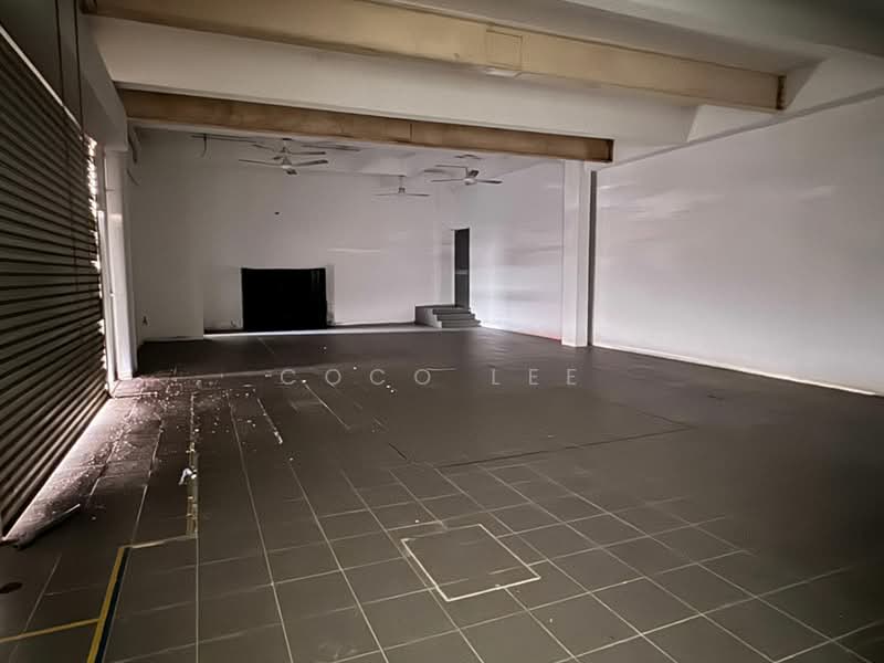 Kedai untuk Disewa di Taman Molek (Johor Bahru) - Coco Lee - Interior - PropertyGuru.com.my