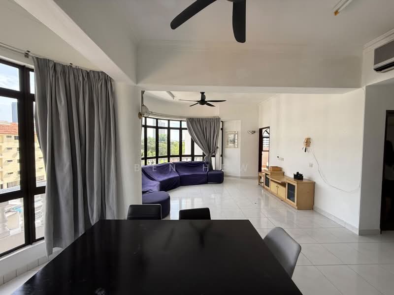 Pangsapuri untuk Dijual di Desa Samudra - Ben Hew - Living Room - PropertyGuru.com.my