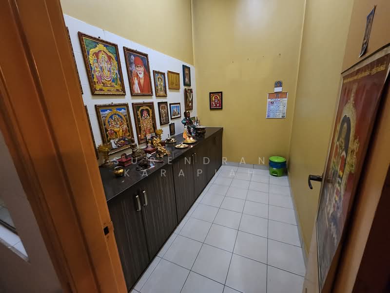 Rumah Berkembar untuk Dijual di Kemuning Utama (Shah Alam) - Surendran Karapiah - Interior - PropertyGuru.com.my