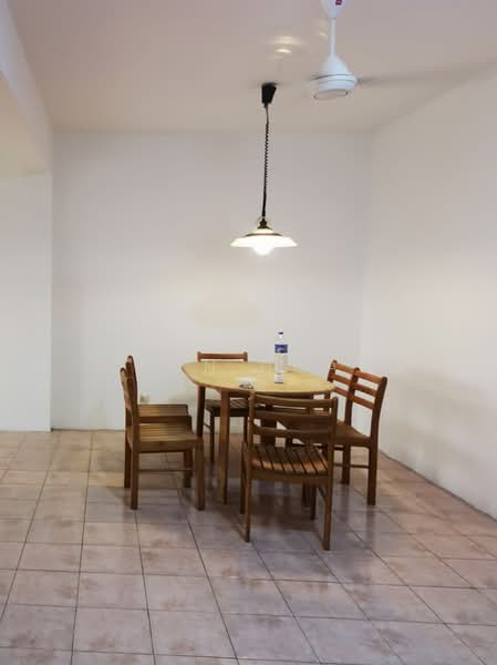 Condominium for Sale at Menara Jaya - Chen Hoaw - Dining Room - PropertyGuru.com.my