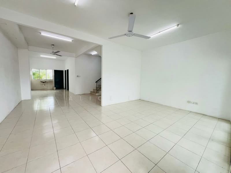 Rumah Teres 2 Tingkat untuk Dijual di Taman Scientex Rawang (Rawang) - Alice Low - Interior - PropertyGuru.com.my