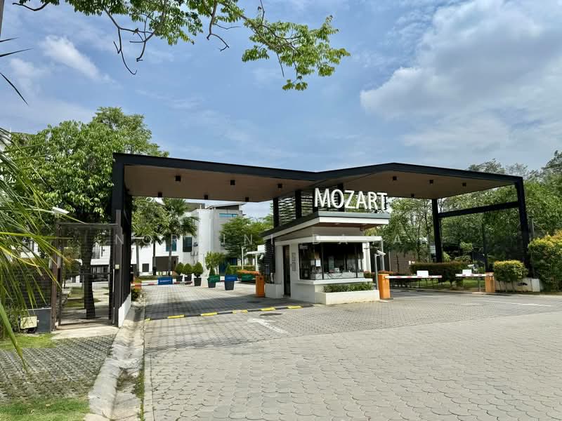 3-storey Terraced House for Sale in Cyberjaya (Selangor) - Noraini Dahan - Exterior - PropertyGuru.com.my