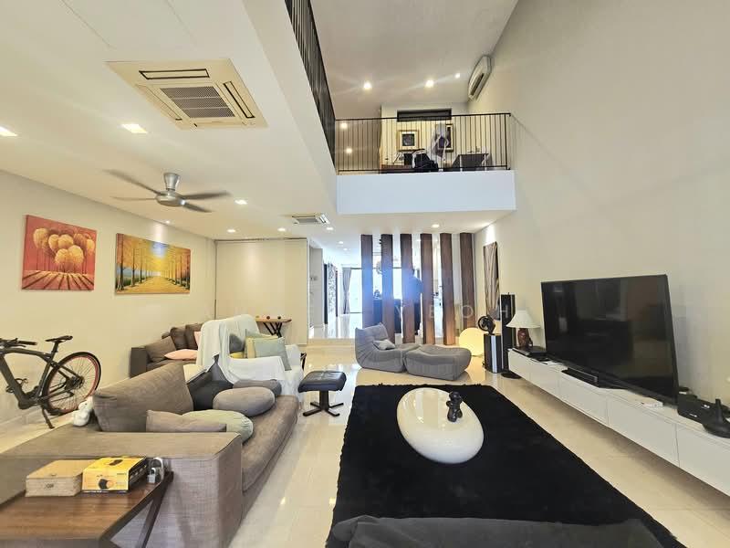 Rumah Teres 2.5 Tingkat untuk Dijual di Taman Desa (Kuala Lumpur) - Angel Yeoh - Living Room - PropertyGuru.com.my