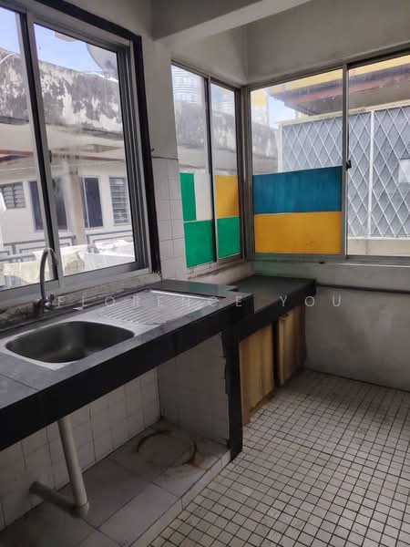 Apartment for Sale at Taman Megah Cheras Apartment - Florence You - Kitchen - PropertyGuru.com.my