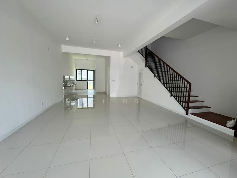 Rumah Teres 2 Tingkat untuk Dijual di Sungai Buloh (Selangor) - CH Ng - Living Room - PropertyGuru.com.my