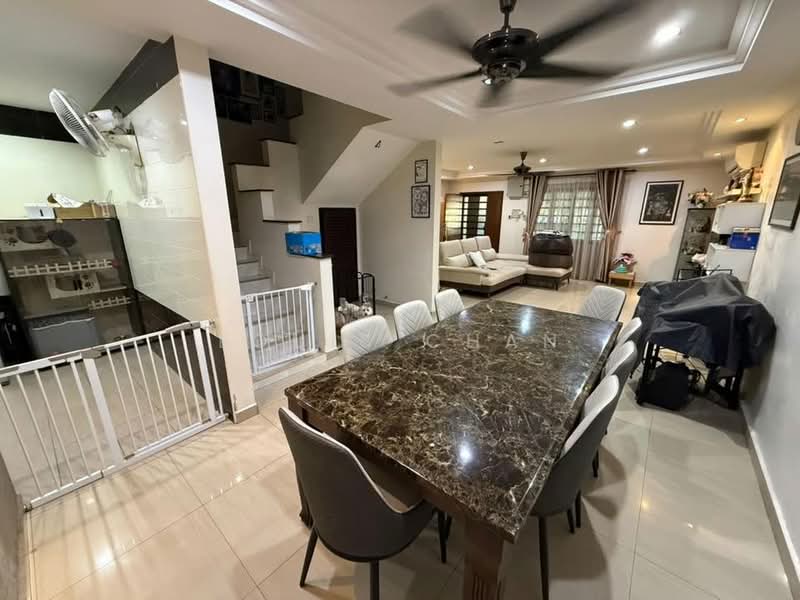 2-storey Terraced House for Sale in Bandar Bukit Tinggi 2 (Klang) - Louis Chan - Dining Room - PropertyGuru.com.my
