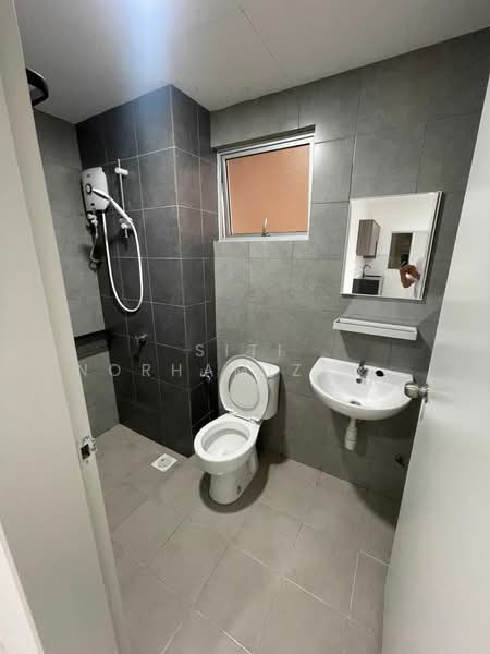 Condominium for Rent at Residensi Sateria - Siti Norhamizah Shahar - Bathroom - PropertyGuru.com.my
