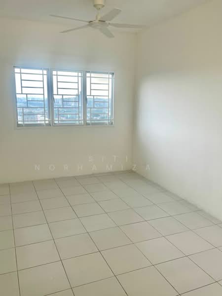 Condominium for Rent at Residensi Sateria - Siti Norhamizah Shahar - Interior - PropertyGuru.com.my