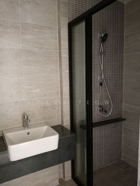Servis Apartment untuk Disewa di Edelweiss @ Tropicana Gardens - Grace Teow - Bathroom - PropertyGuru.com.my