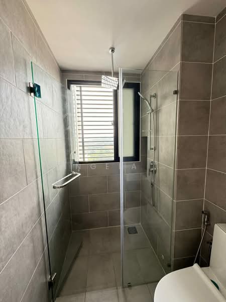 Servis Apartment untuk Disewa di The Tropika - Angela . - Bathroom - PropertyGuru.com.my