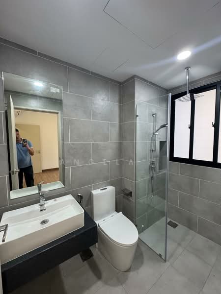 Servis Apartment untuk Disewa di The Tropika - Angela . - Bathroom - PropertyGuru.com.my
