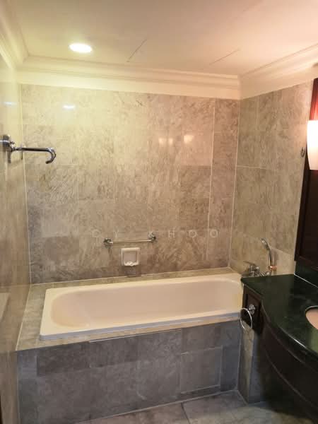 Servis Apartment untuk Dijual di Berjaya Times Square - CY Khoo - Bathroom - PropertyGuru.com.my