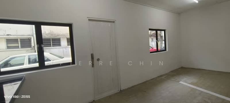 2-storey Terraced House for Sale in Taman Perling (Perling) - Pierre Chin - Interior - PropertyGuru.com.my