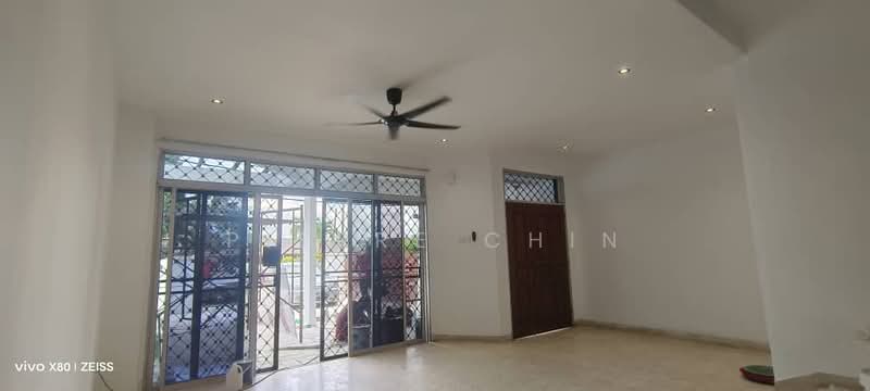 2-storey Terraced House for Sale in Taman Perling (Perling) - Pierre Chin - Living Room - PropertyGuru.com.my