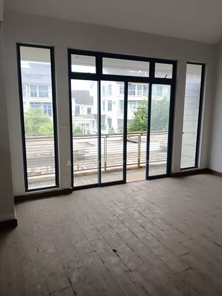 2-storey Terraced House for Sale in Denai Alam (Shah Alam) - Amy Yip - Balcony - PropertyGuru.com.my