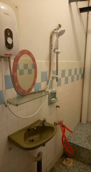 Rumah Flat untuk Disewa di Melati - Jordan Lee - Bathroom - PropertyGuru.com.my