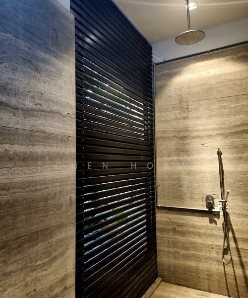 Rumah Banglo untuk Dijual di Bukit Gita Bayu (Seri Kembangan) - Chen Hoaw - Bathroom - PropertyGuru.com.my