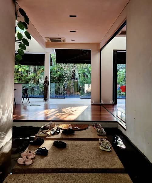 Rumah Banglo untuk Dijual di Bukit Gita Bayu (Seri Kembangan) - Chen Hoaw - Entrance - PropertyGuru.com.my