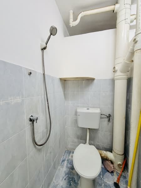 Pangsapuri untuk Disewa di Sri Saujana - KV LOO - Bathroom - PropertyGuru.com.my