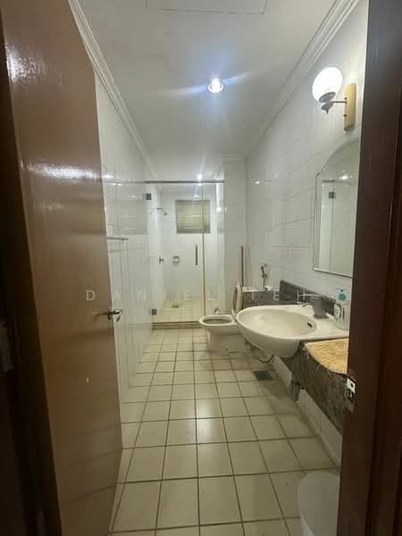Condominium for Rent at Suasana Sentral Loft - Daniel Teh - Bathroom - PropertyGuru.com.my