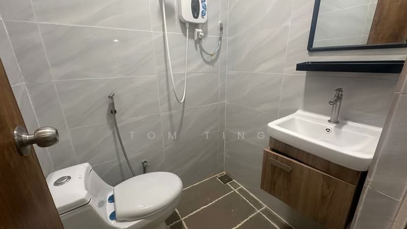 Service Residence for Rent at D'Latour - Tom Ting - Bathroom - PropertyGuru.com.my