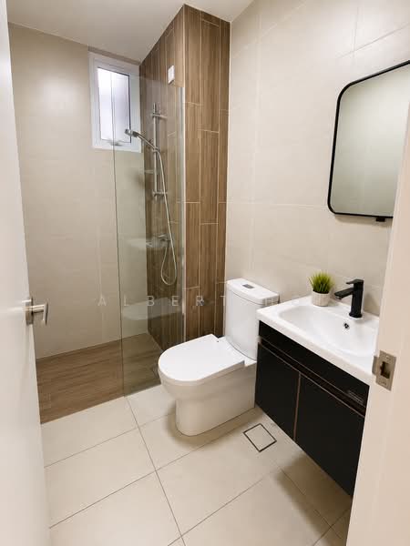Service Residence for Sale at RYAN & MIHO - Albert Ho - Bathroom - PropertyGuru.com.my