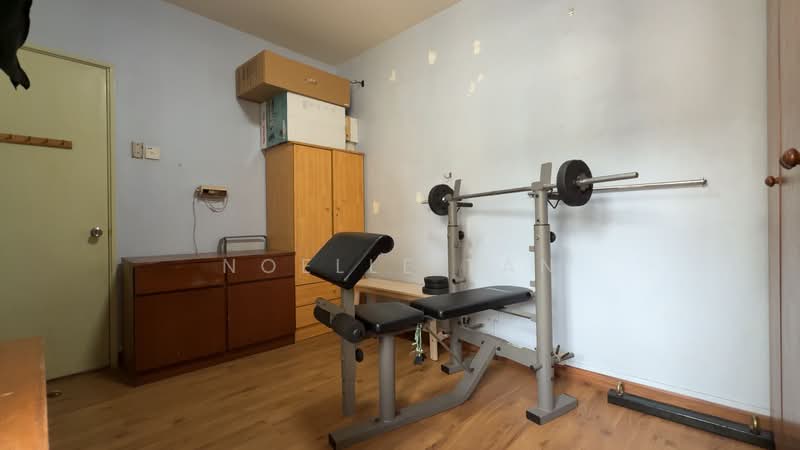 Apartment for Sale at Sri Endah Apartment - Noelle Tan - Gym Room - PropertyGuru.com.my