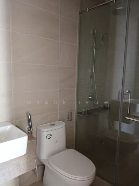 Servis Apartment untuk Disewa di Edelweiss @ Tropicana Gardens - Grace Teow - Bathroom - PropertyGuru.com.my