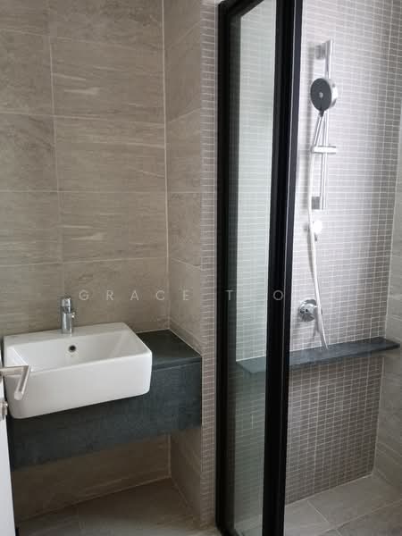 Servis Apartment untuk Disewa di Edelweiss @ Tropicana Gardens - Grace Teow - Bathroom - PropertyGuru.com.my