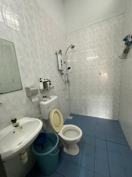 2-storey Terraced House for Sale in Taman Sentosa Perdana (Klang) - KS Yeo - Bathroom - PropertyGuru.com.my