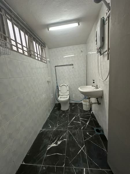 2-storey Terraced House for Sale in Taman Sentosa Perdana (Klang) - KS Yeo - Bathroom - PropertyGuru.com.my