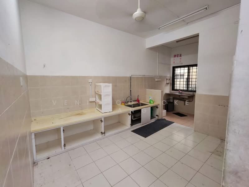 Rumah Teres 2 Tingkat untuk Disewa di Setia Alam (Selangor) - Veni Foo Yoke Fuang - Kitchen - PropertyGuru.com.my