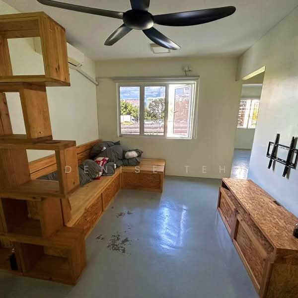 Rumah Flat untuk Disewa di Desa Pinang 2 - Denise Teh - Living Room - PropertyGuru.com.my