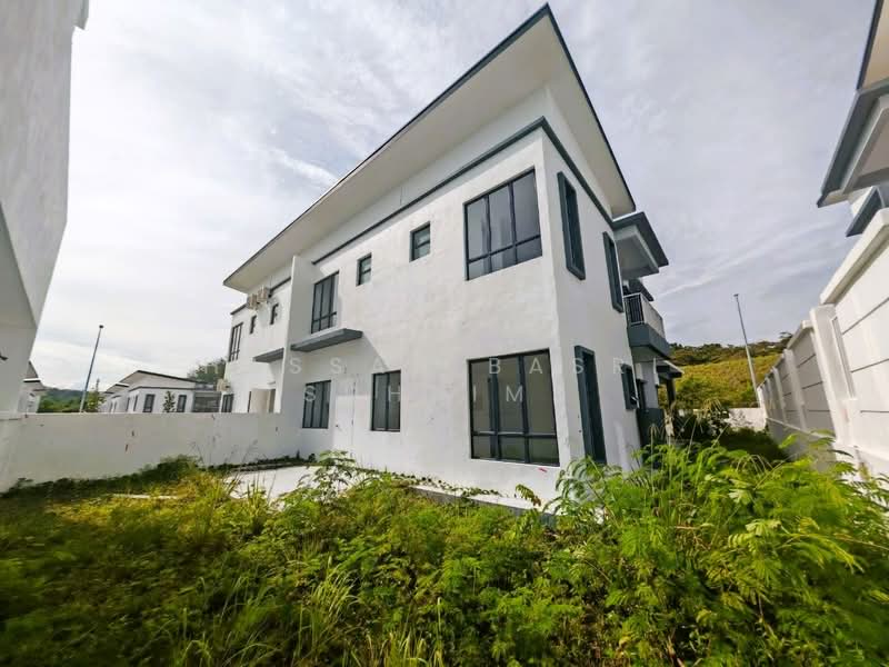 Rumah Berkembar untuk Dijual di Seremban 2 (Negeri Sembilan) - Hassan Basri Suhaimi - Exterior - PropertyGuru.com.my