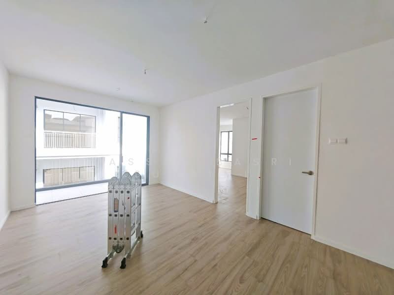 Rumah Berkembar untuk Dijual di Seremban 2 (Negeri Sembilan) - Hassan Basri Suhaimi - Living Room - PropertyGuru.com.my