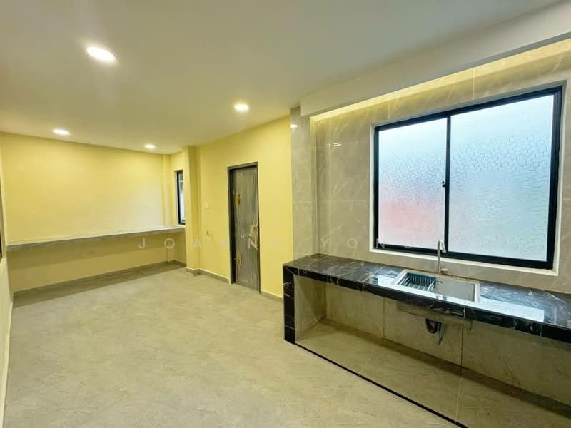 Rumah Teres 2 Tingkat untuk Dijual di Skudai (Johor) - Joanne Yong - Kitchen - PropertyGuru.com.my