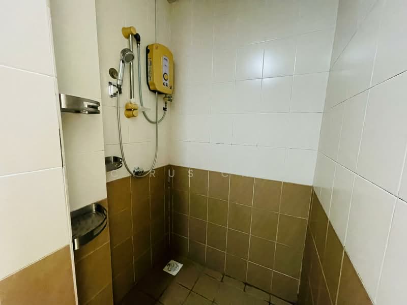 Kondominium untuk Disewa di Platinum Lake PV 12 - Cyrus Chee - Bathroom - PropertyGuru.com.my