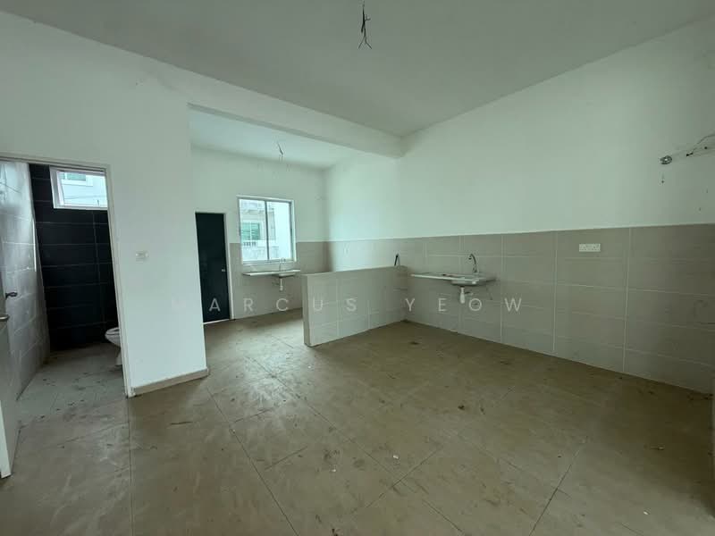 2-storey Terraced House for Sale in Bandar Sri Sendayan (Negeri Sembilan) - Marcus Yeow - Kitchen - PropertyGuru.com.my